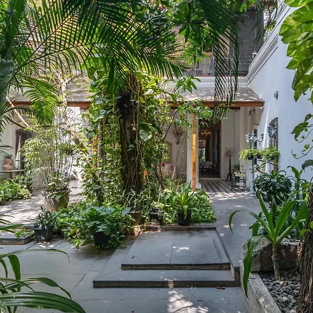 Maison Twenty Six - A Luxunlock Private Retreat-2